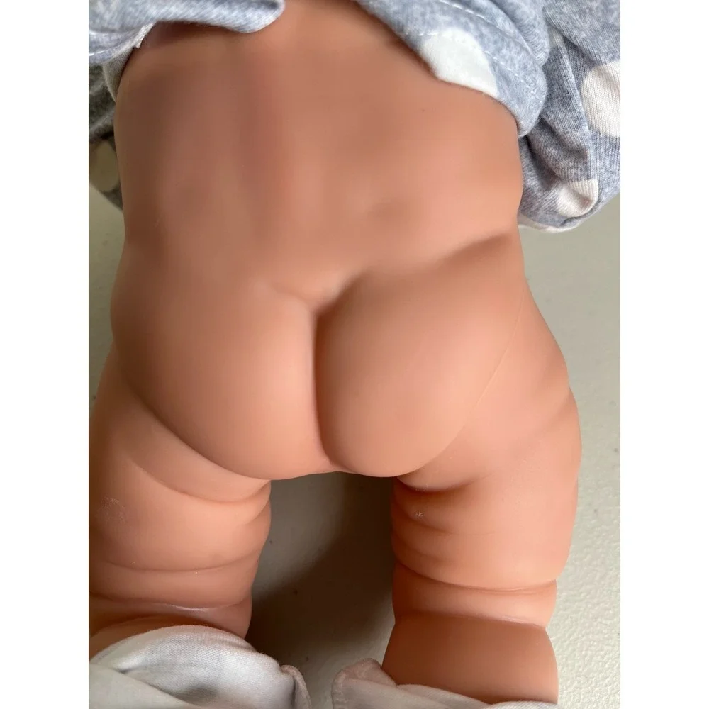 Berenguer 02-10 Baby Girl Doll Anatomically Correct Realistic Newborn All-Vinyl - Picture 8 of 9